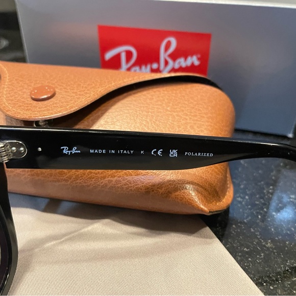 Ray-Ban State Street Sunglasses in Black NWT - Picture 10 of 12